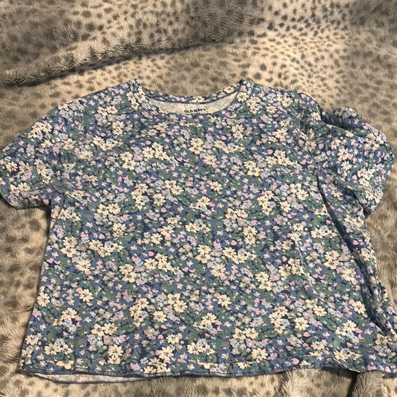 Old Navy Blue and White Floral Top - Picture 1 of 1